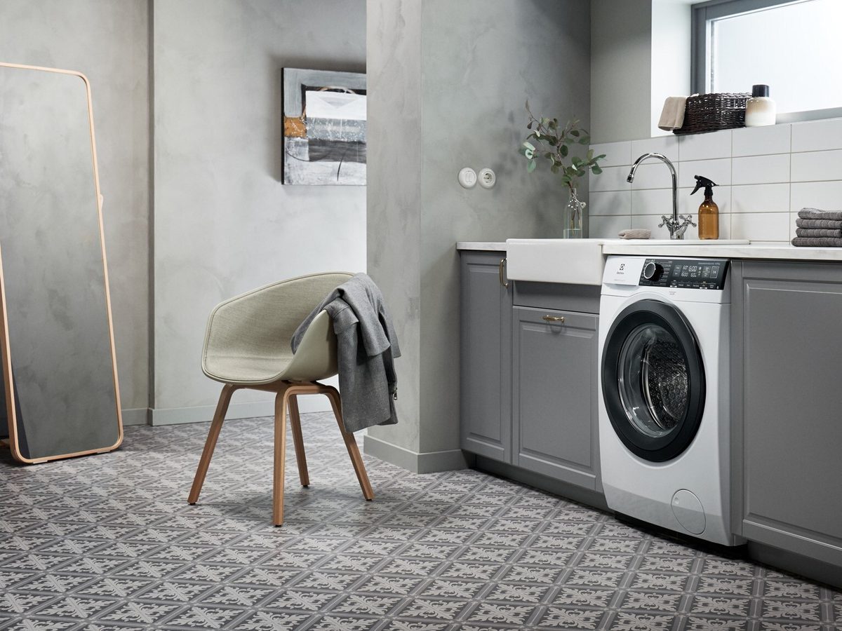 Electrolux çamaşır makinesi çamaşır odasında